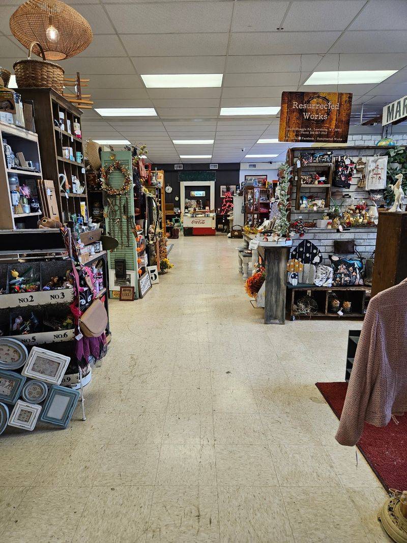 A Little Shop That Hides a Whole World Inside A Little Shop That Hides a Whole World Inside