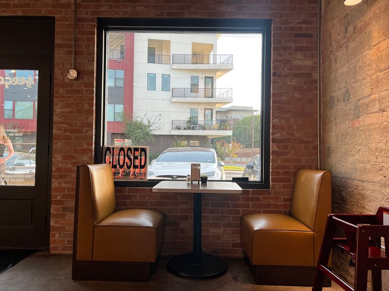 A Neighborhood Hangout That Skipped The Awkward New Phase A Neighborhood Hangout That Skipped The Awkward New Phase