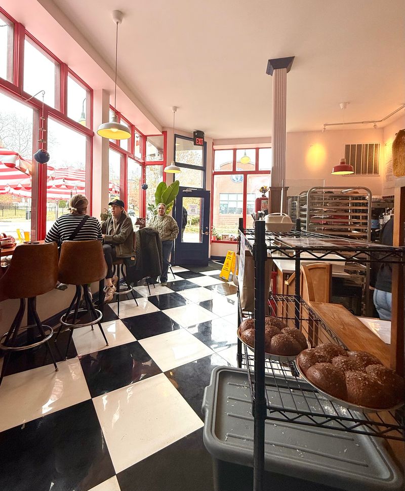 A Neighborhood Spot Shaw Has Embraced