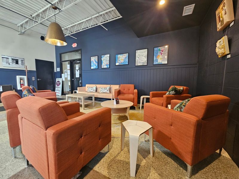 A Neighborhood Spot That Pulls Double Duty