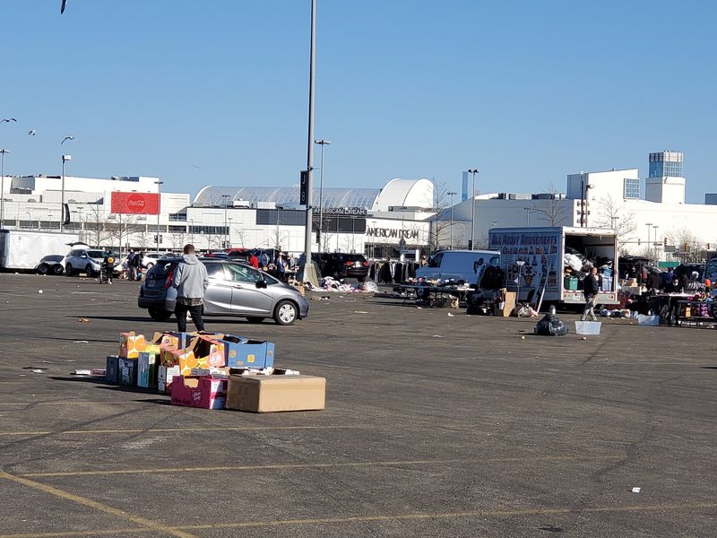 A Parking Lot With a Secret Weekend Life A Parking Lot With a Secret Weekend Life