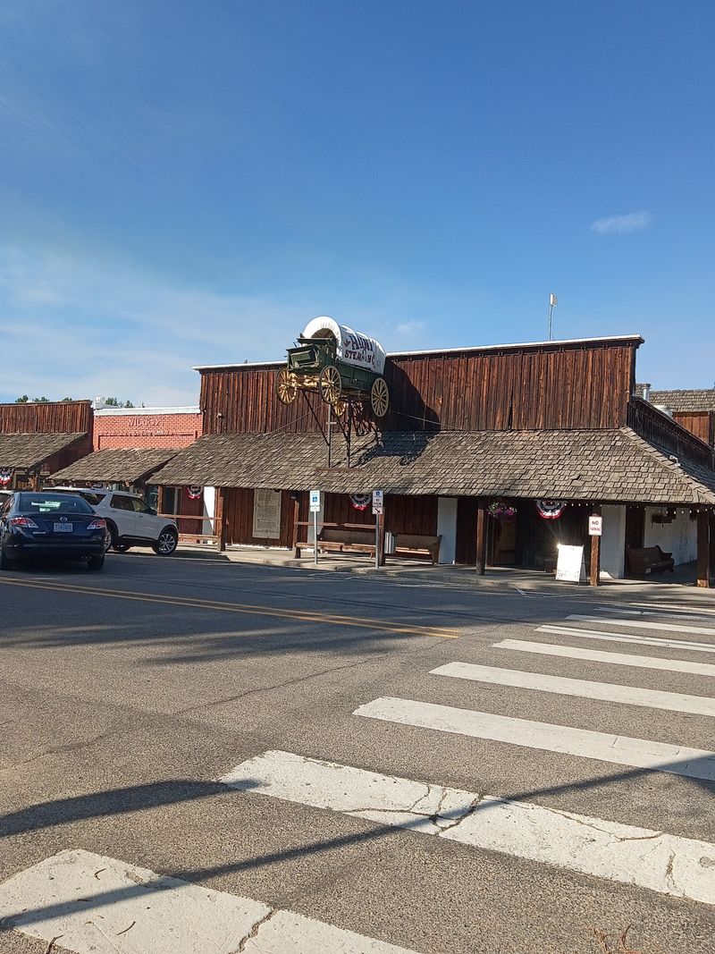 A Ranching Town That Sets the Scene A Ranching Town That Sets the Scene