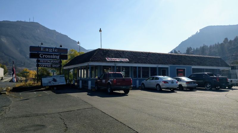 A Roadside Stop That Anchors a Long Stretch of Highway A Roadside Stop That Anchors a Long Stretch of Highway