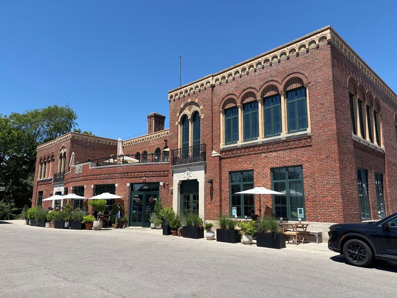 A Schoolhouse With a Health Mission Baked Into Its Blueprints