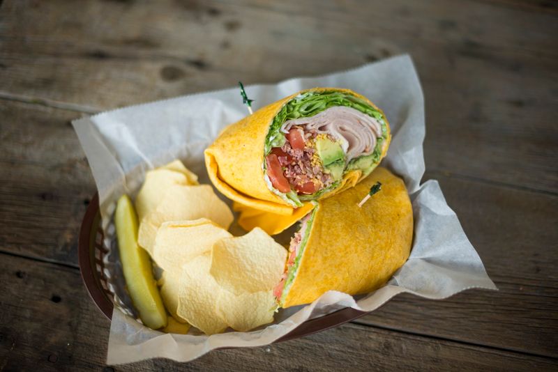 A Sit-Down Eatery for Lunch and Dinner