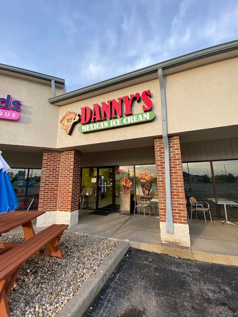 A Teenager's Savings Turned Into a Storefront A Teenager's Savings Turned Into a Storefront