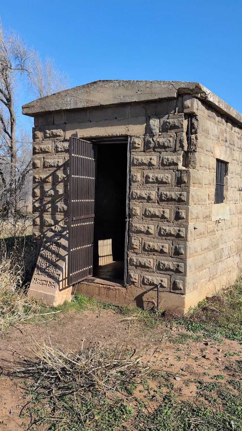 A Tiny Lockup At The Edge Of The State Line A Tiny Lockup At The Edge Of The State Line