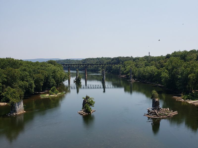 A Town Perched Above the Potomac A Town Perched Above the Potomac