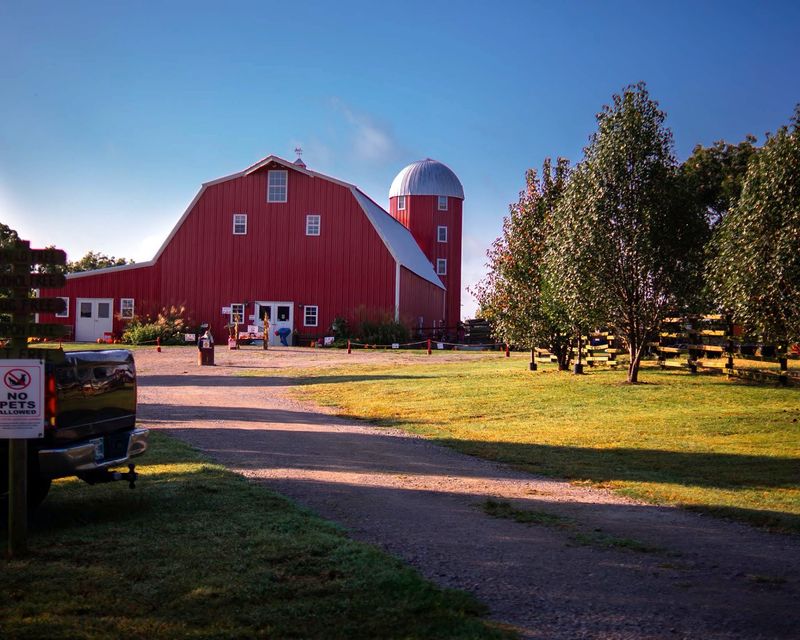 A Working Farm Off Highway 66 North A Working Farm Off Highway 66 North