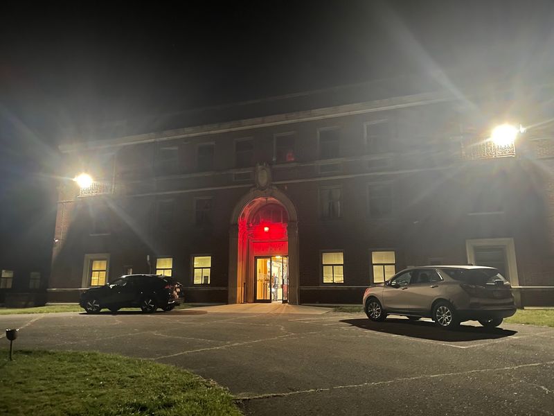After-Dark Tours Set the Mood