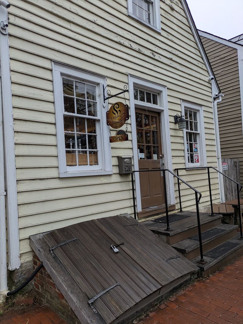 Agora Downtown Pairs Secondhand Books With Fredericksburg Charm