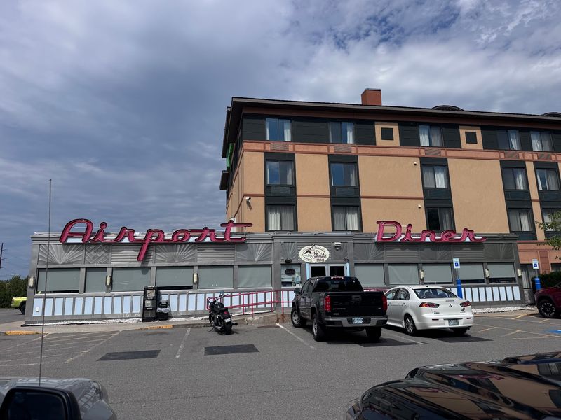 Airport Diner, Manchester, New Hampshire Airport Diner, Manchester, New Hampshire