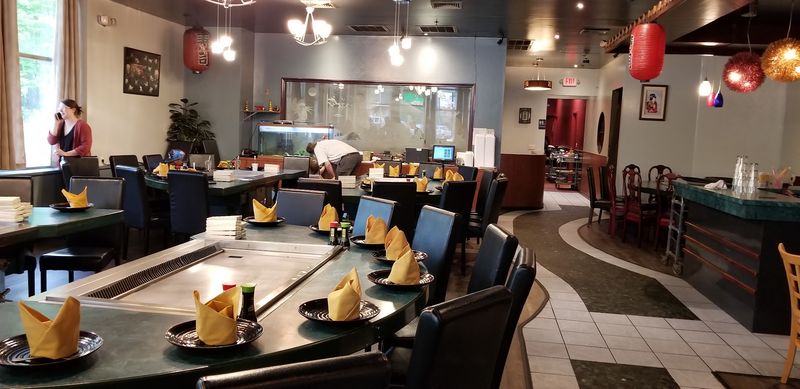 All-You-Can-Eat Sushi Made To Order, Not Sitting On Ice