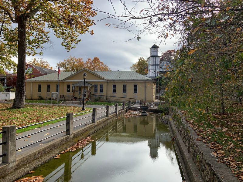 America's First Spa and Its Healing Waters