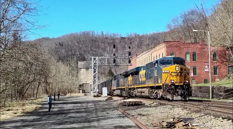 An Amtrak Stop in a Town With Almost No Residents