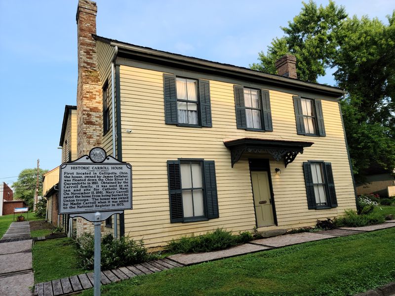 An Old River Neighborhood With a Long Memory