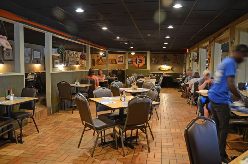 An Old-School Beach Joint With Family Roots Since 1987 An Old-School Beach Joint With Family Roots Since 1987