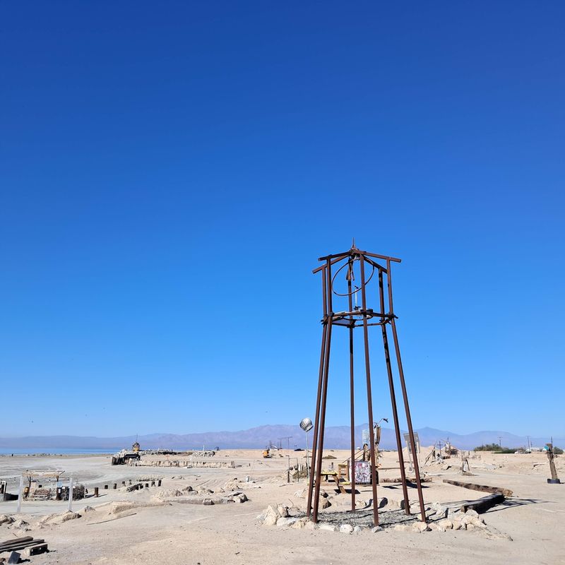 An Unlikely Art Colony Took Root in the Ruins An Unlikely Art Colony Took Root in the Ruins