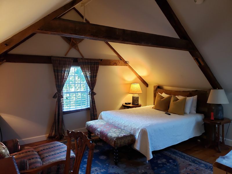 Antique Rooms That Make Staying Over Tempting Antique Rooms That Make Staying Over Tempting