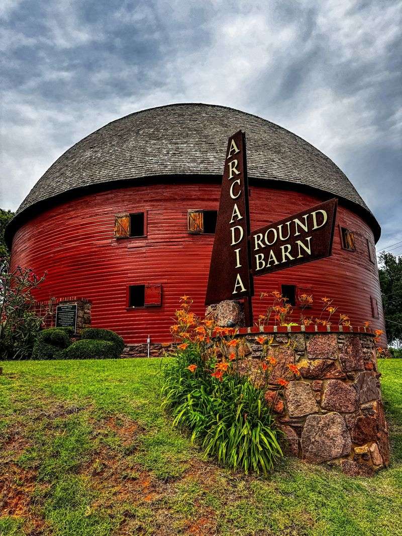 Arcadia Round Barn