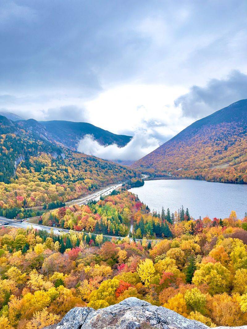 Artist's Bluff, New Hampshire Artist's Bluff, New Hampshire