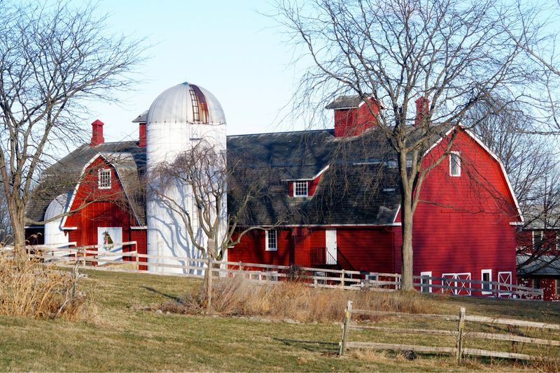 Barn Sales That Turn Into Treasure Hunts Barn Sales That Turn Into Treasure Hunts
