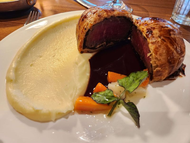 Beef Wellington, The Dish Everyone Drives For Beef Wellington, The Dish Everyone Drives For