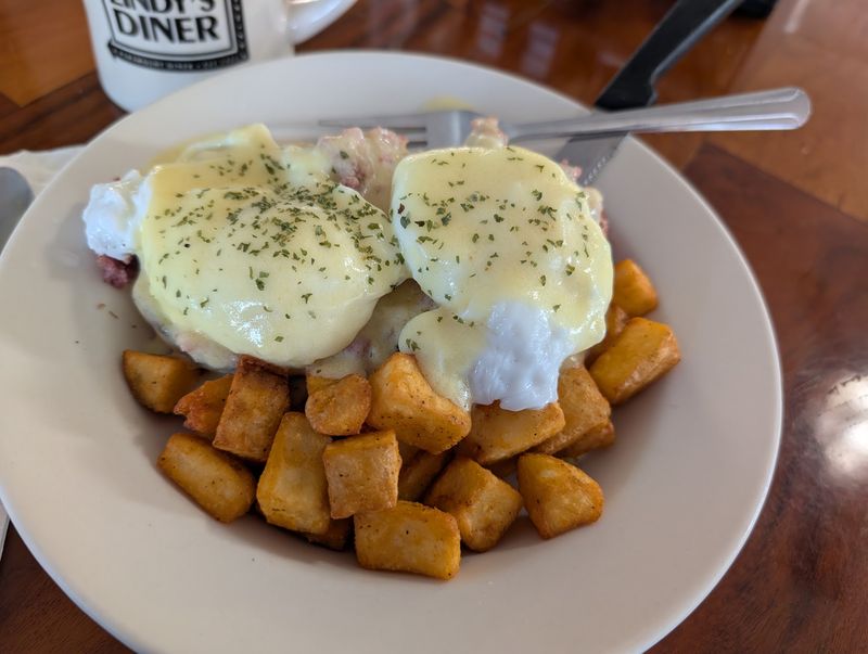 Benedicts Built for Big Appetites Benedicts Built for Big Appetites