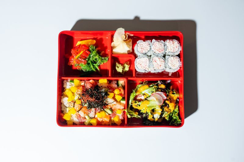 Bento Boxes for the Lunch Crowd Bento Boxes for the Lunch Crowd