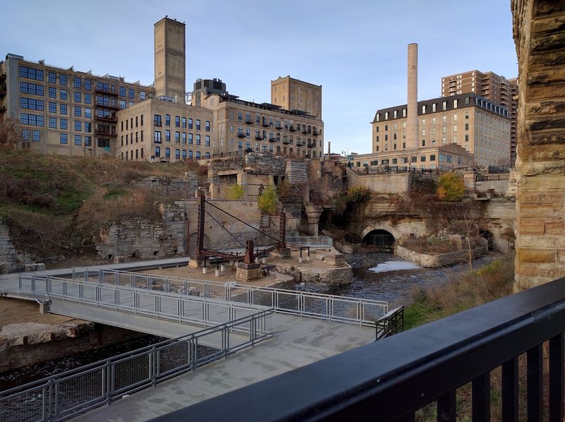 Biking the Riverfront Trails Without Traffic Biking the Riverfront Trails Without Traffic