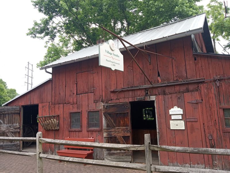 Blacksmiths, Coopers and the Trades That Built a Boomtown Blacksmiths, Coopers and the Trades That Built a Boomtown