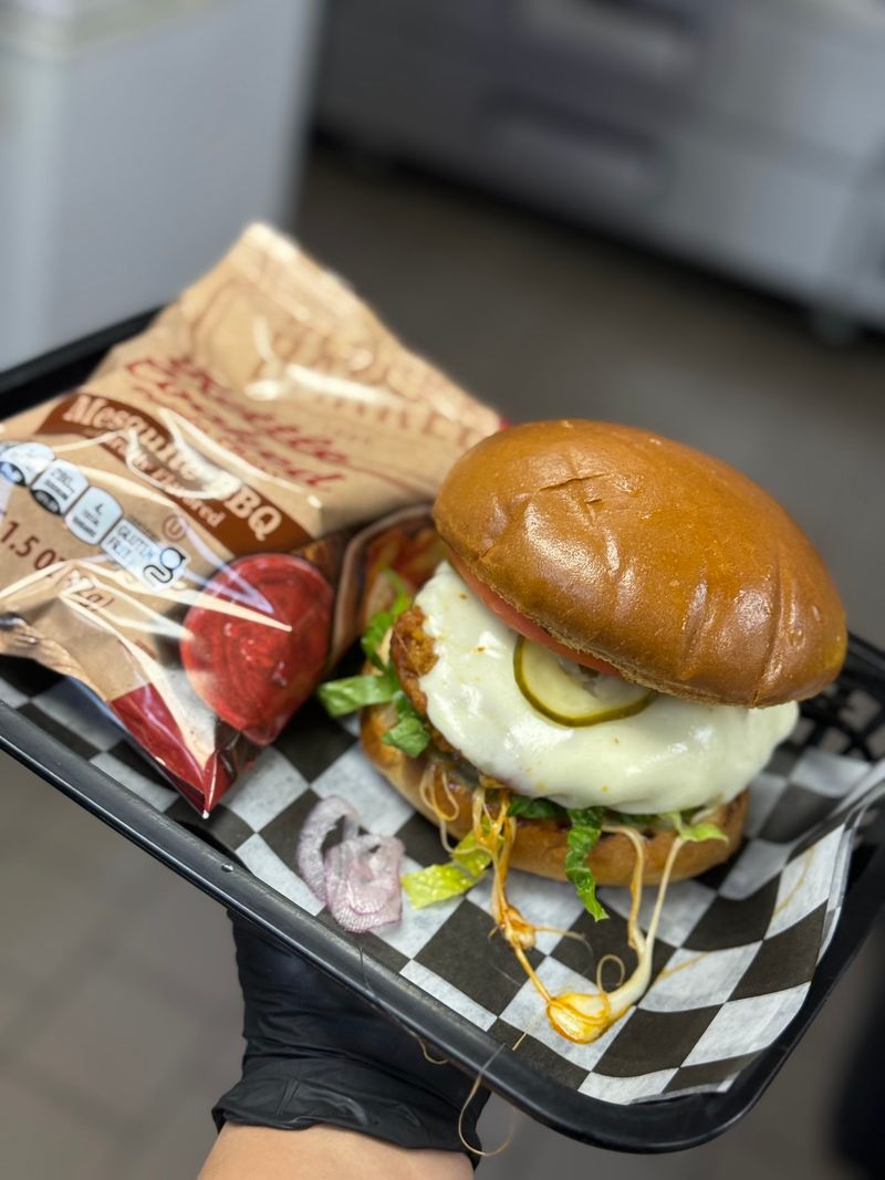 Bold Builds Like BBQ Bacon And Mushroom Swiss Bold Builds Like BBQ Bacon And Mushroom Swiss