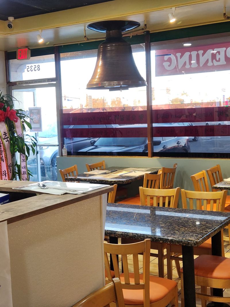 Booths, Wood Paneling, And Zero Pretension Booths, Wood Paneling, And Zero Pretension