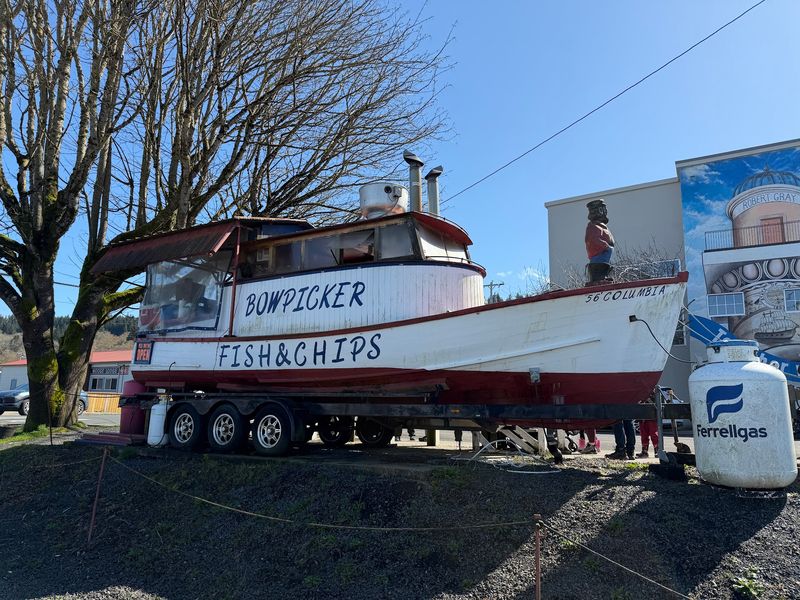 Bowpicker Fish and Chips, Astoria