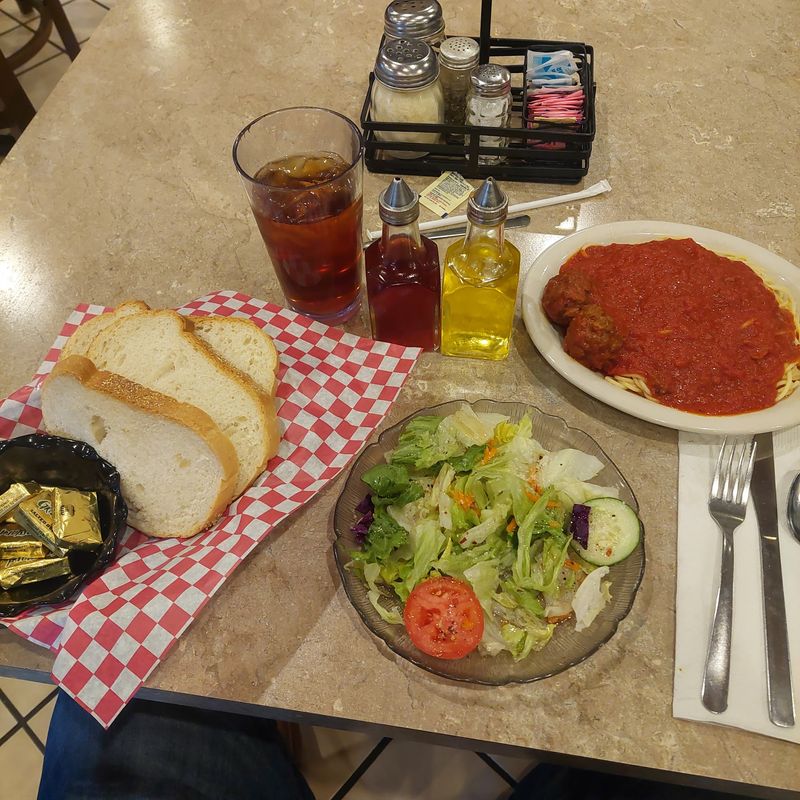 Bread and Salad That Steal the Spotlight Bread and Salad That Steal the Spotlight