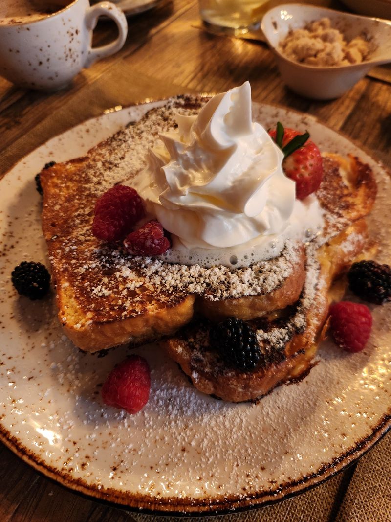 Brunch Plates Worth Setting An Alarm For