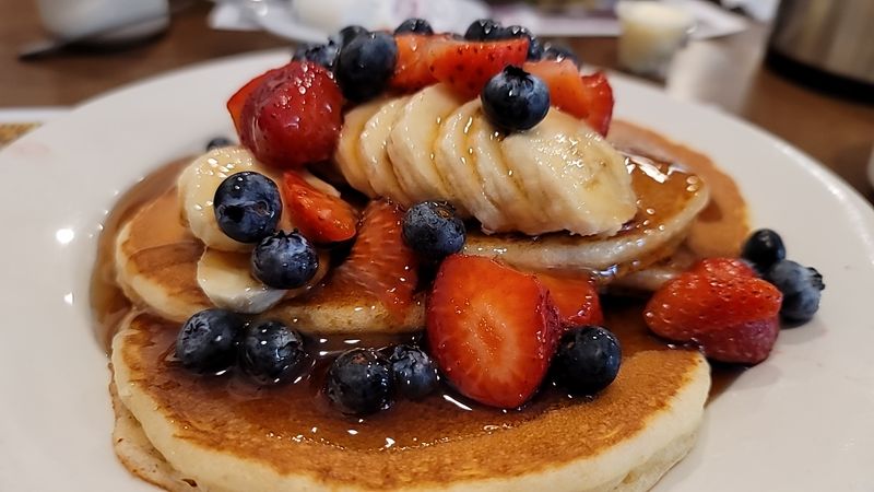 Buttermilk Pancakes That Earned Their Reputation Buttermilk Pancakes That Earned Their Reputation