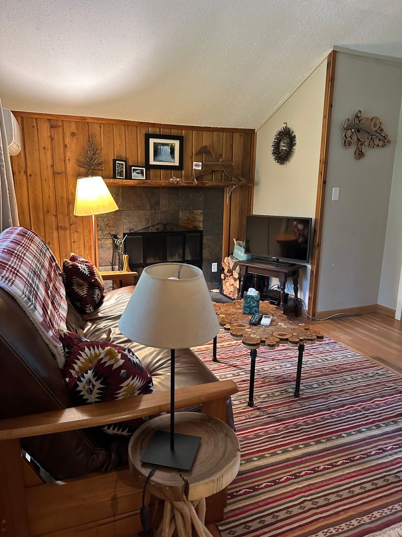 Cabins Built for Slow Mornings in the Woods