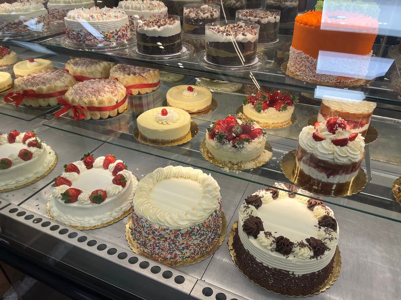 Cakes Built Like Small Celebrations Cakes Built Like Small Celebrations