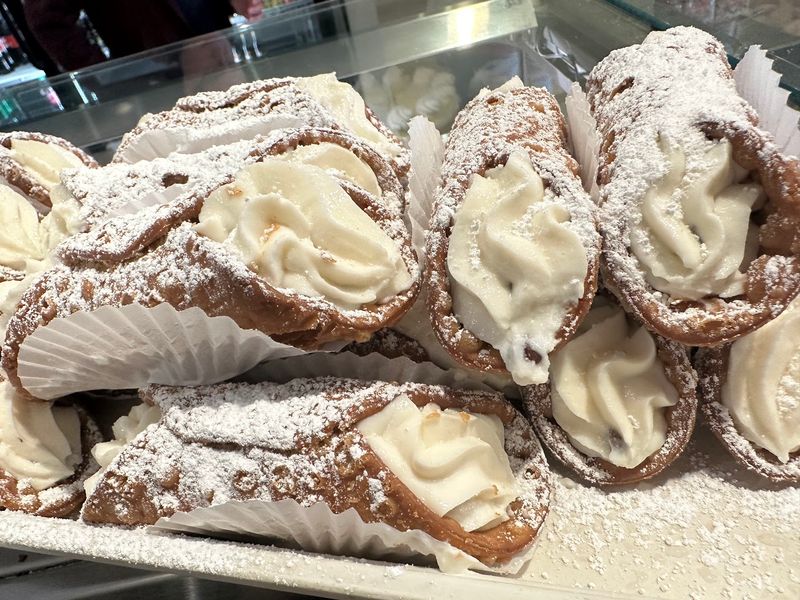 Cannoli Filled By The Hour, Never Ahead Of Time Cannoli Filled By The Hour, Never Ahead Of Time