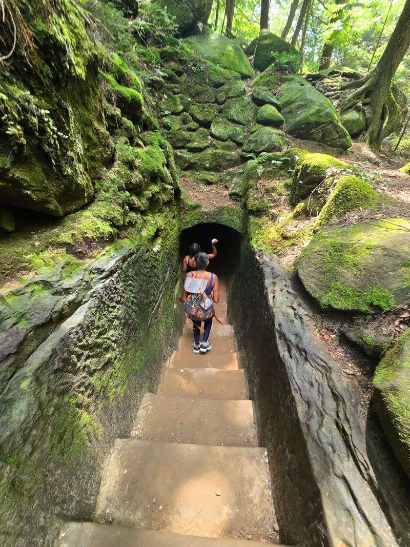 Caves, Tunnels, and Hidden Passages Caves, Tunnels, and Hidden Passages
