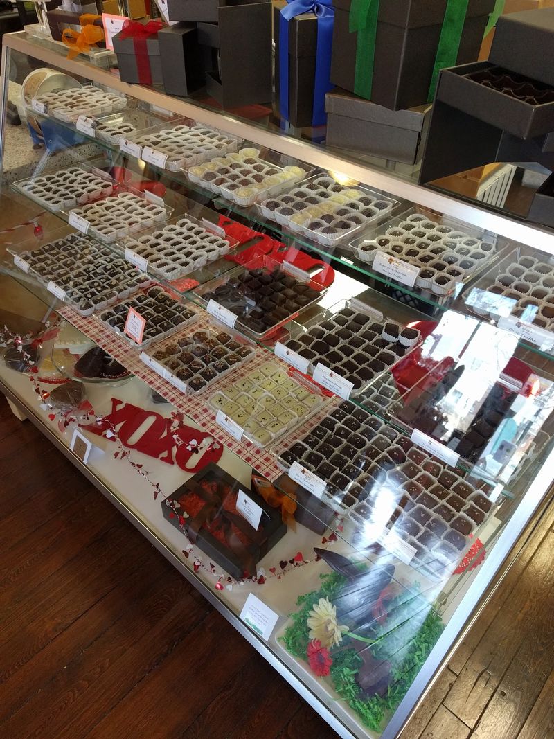 Chocolate Tastings That Teach Your Taste Buds Something