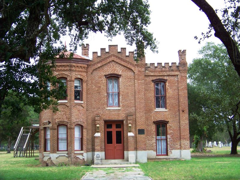 Churches, A Library, And An Old Courthouse Churches, A Library, And An Old Courthouse