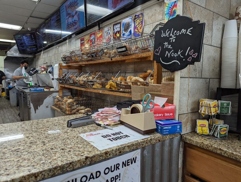 Classic Jersey Bagels Still Hold Their Ground