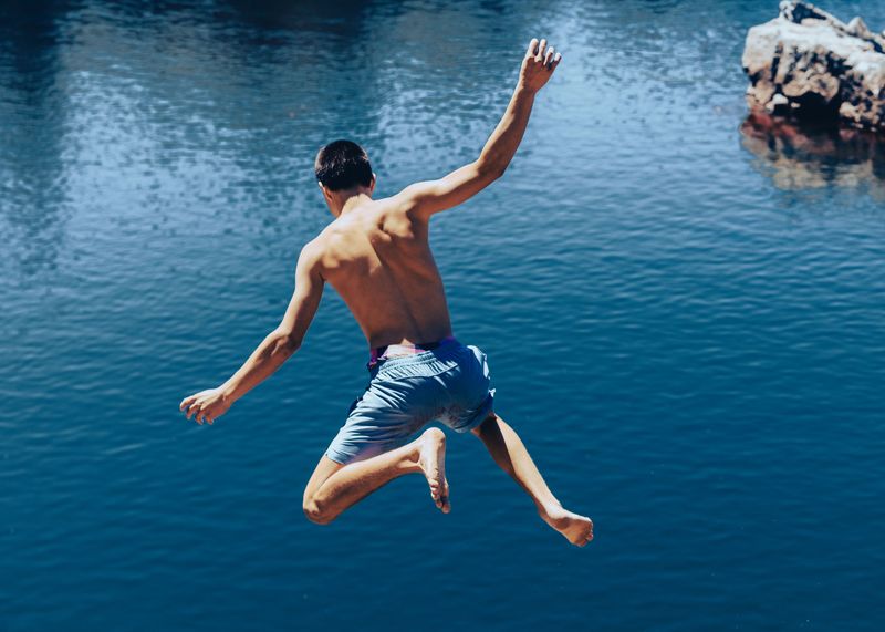 Cliff Jumping At Indian Head Rock And Castle Rock