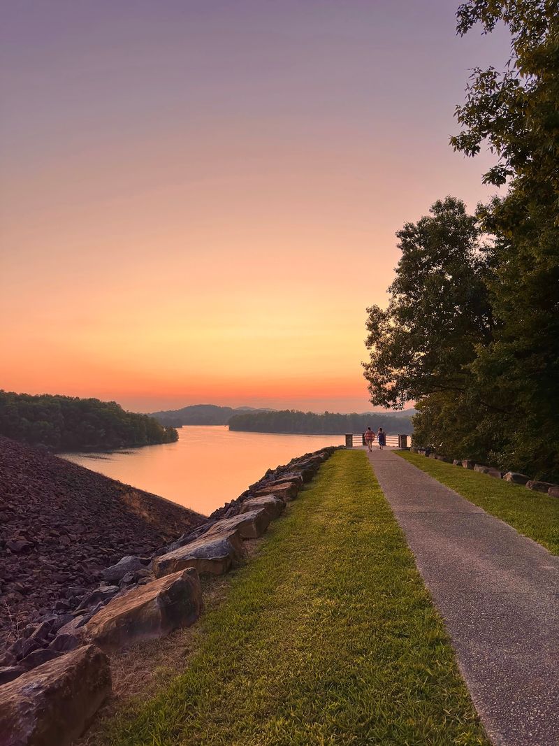 Cliffs, Trails, and Sunset Views