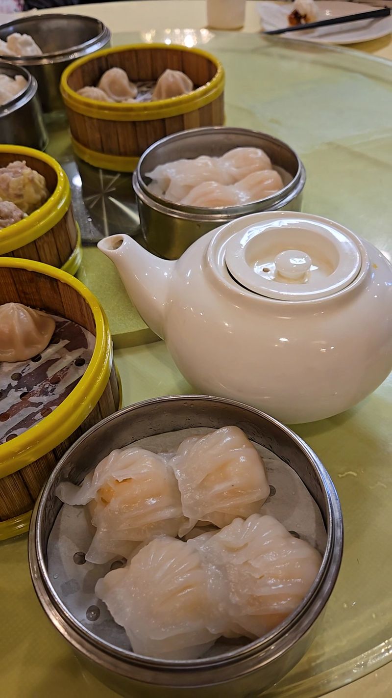 Complimentary Tea That Sets The Rhythm