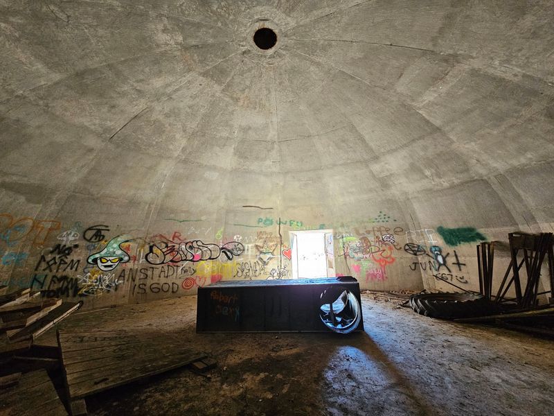 Concrete Igloos and Their Unbelievable Echo Concrete Igloos and Their Unbelievable Echo