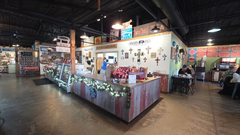 Counter Service, Self-Serve Drinks, And The Peach Tea