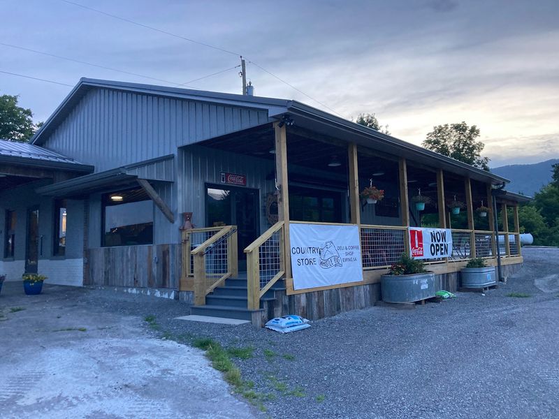 County Fair Week at the Pig, Whistle Pig Country Store